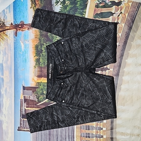 Free Culture Snake Print Skinny Jeans Size 5 - Picture 2 of 5